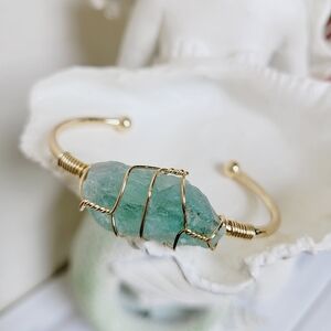 100% Natural Aventurine Crystal Gemstone Gold Tone Bangle Bracelet